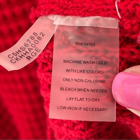 Calvin Klein Red Chunky Knit Sweater Gold Button Detail Size XL - Picture 6 of 9